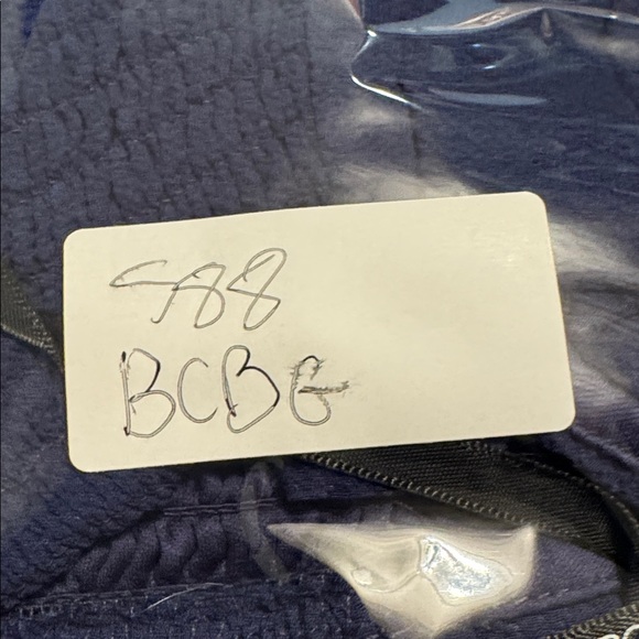 BCBG Paris Dark Blue Cropped Smocked Top Large NWT - Picture 12 of 12